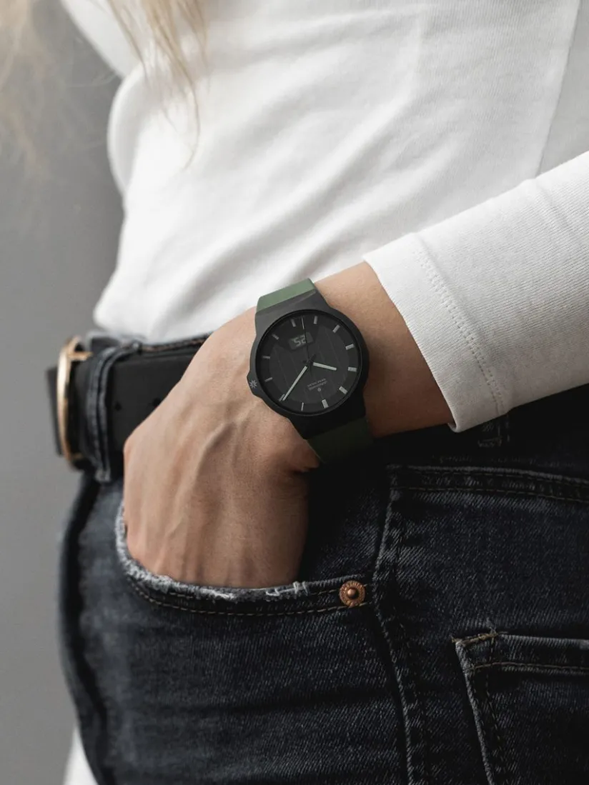 Hot Junghans Force Mega Solar