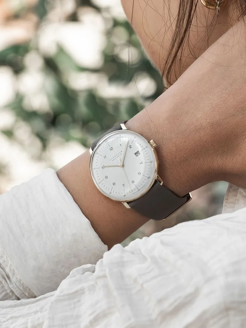 Store Junghans Max Bill Mega Solar