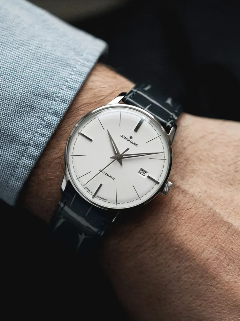 Hot Junghans Meister Classic Terrassenbau