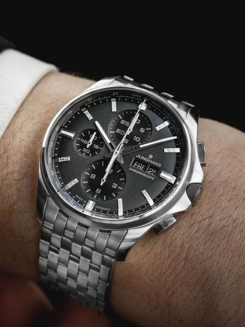 Online Junghans Meister S Chronoscope, Datum Englisch